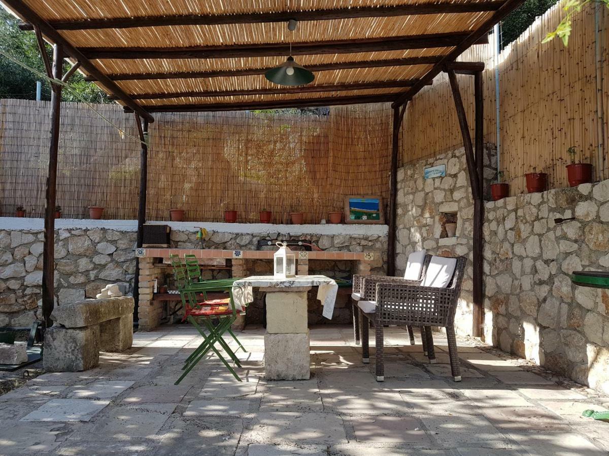 Villa Bohali'S House Sinarádes Esterno foto